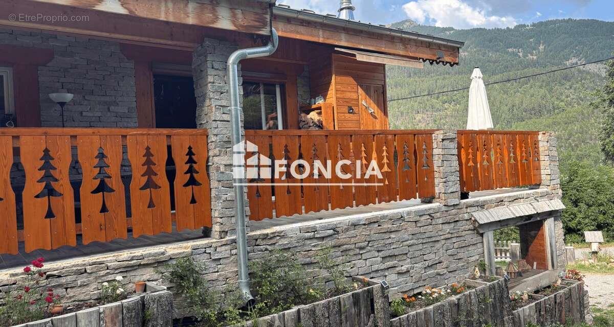 Maison à vendre, 128m², Colmars