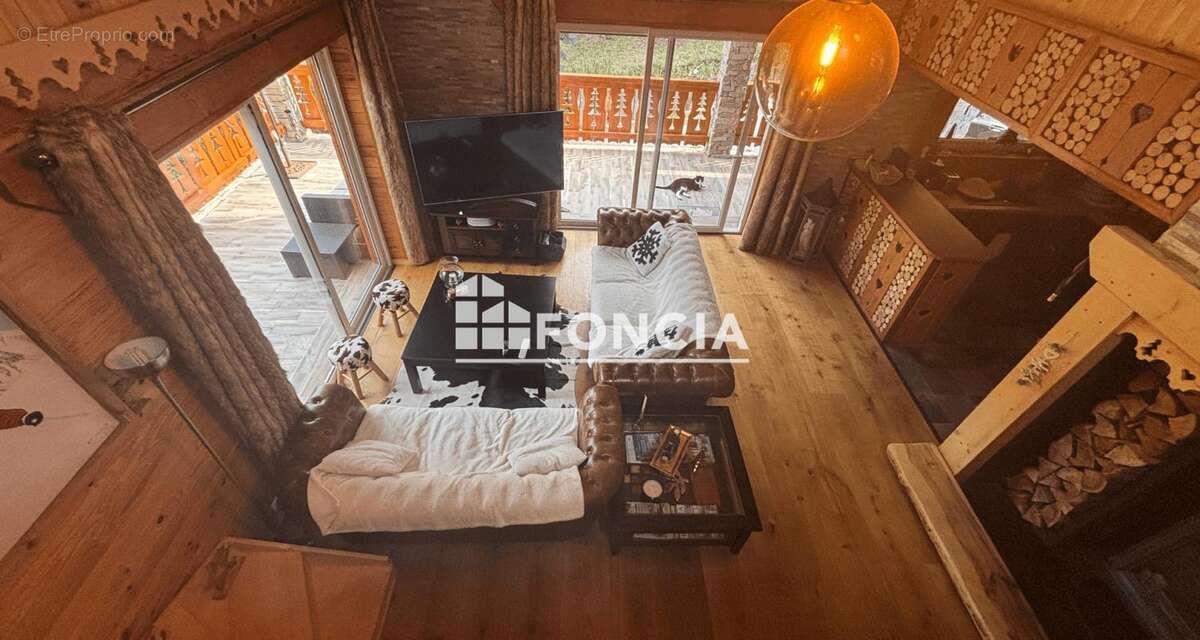 Maison à vendre, 128m², Colmars