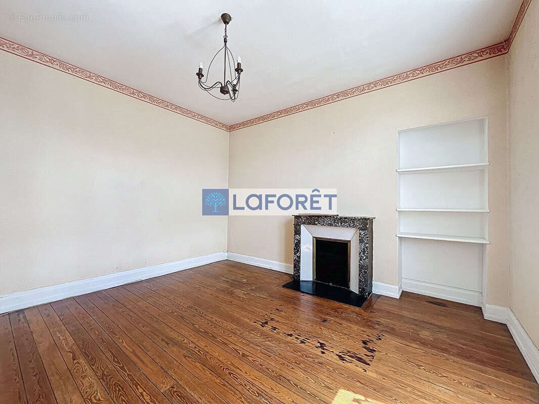 Maison à vendre, 155m², Brousseval