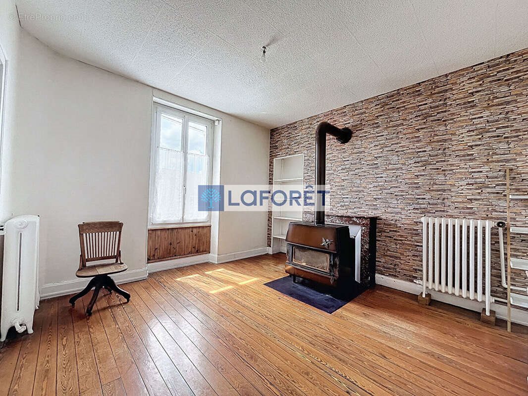 Maison à vendre, 155m², Brousseval