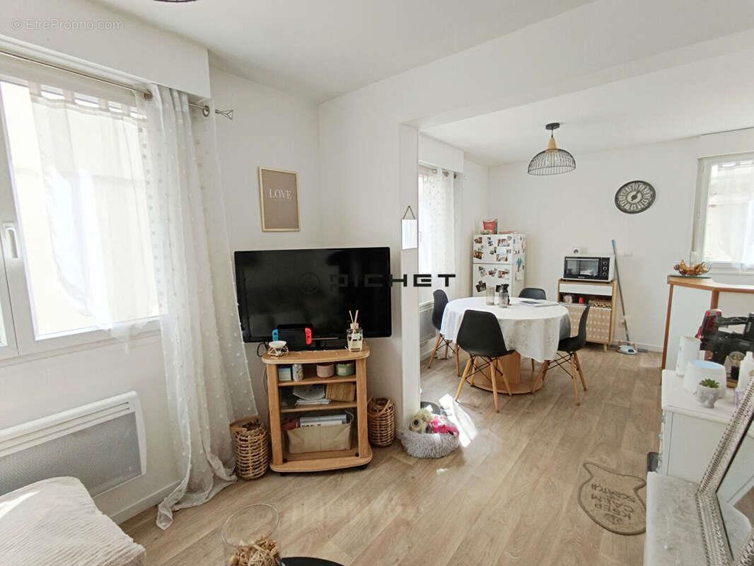 Appartement à vendre, 35m², Saint-Yrieix-sur-Charente