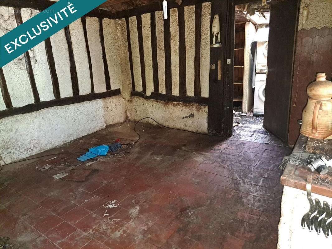 Maison à vendre, 66m², Roquefort