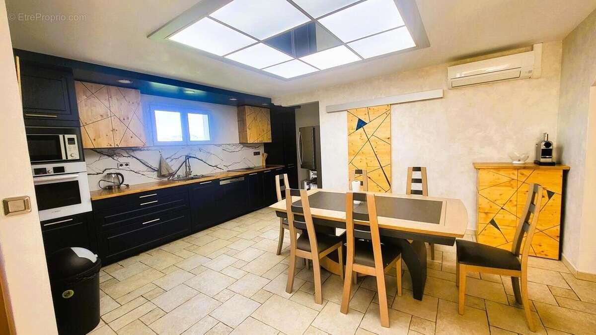 Maison à vendre, 115m², Marseille 15ème