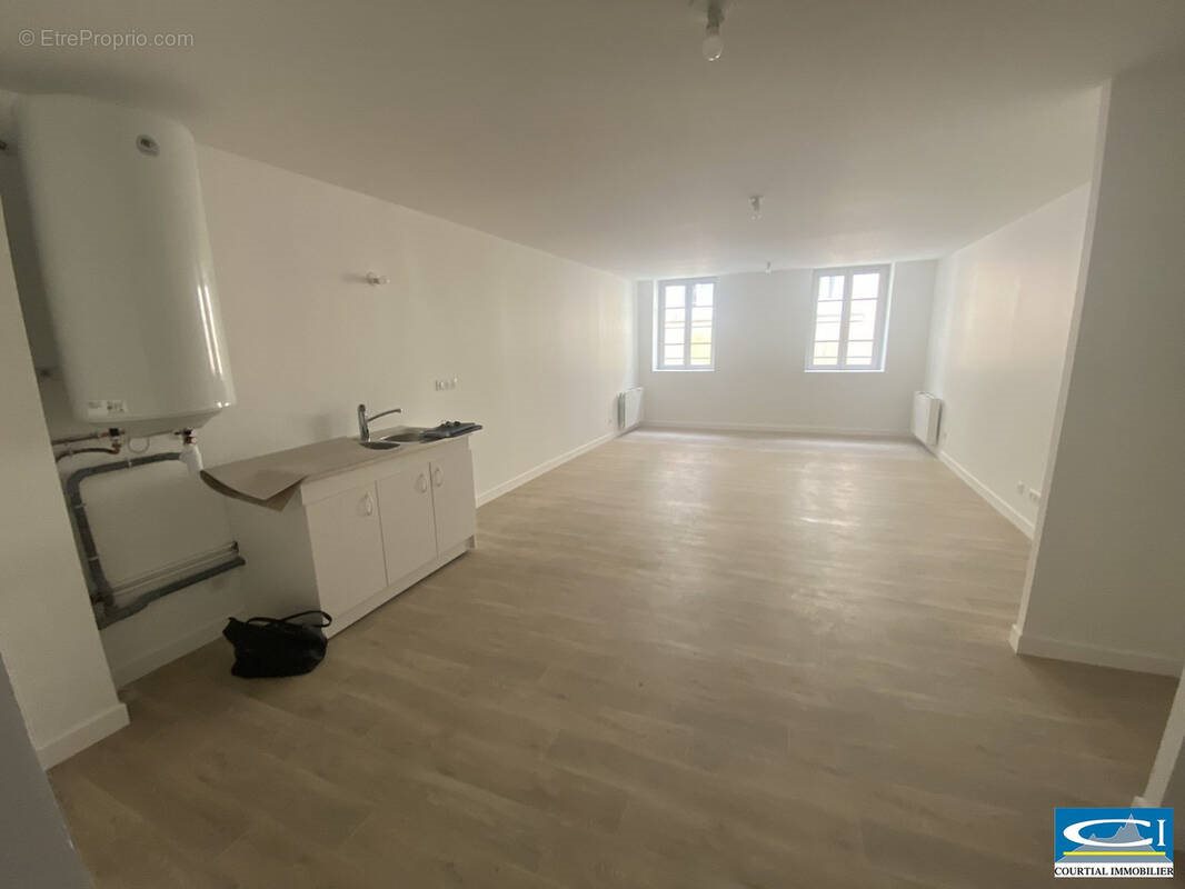 Appartement à vendre, 228m², Tournon-sur-Rhône