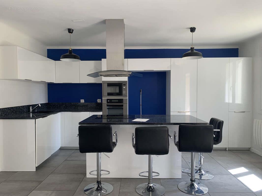 Appartement à vendre, 73m², Toulon