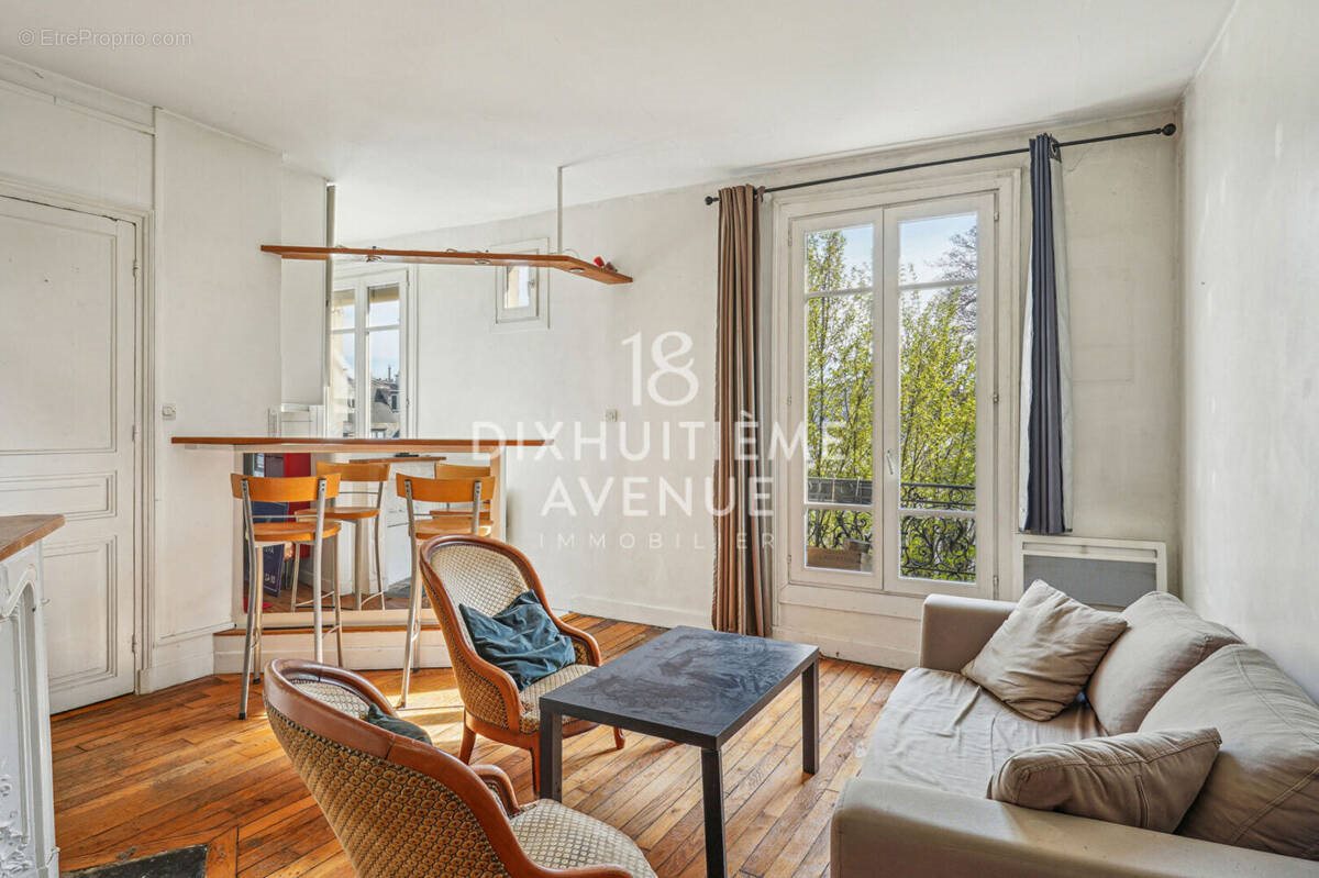 Maison à vendre, 27m², Paris 18ème