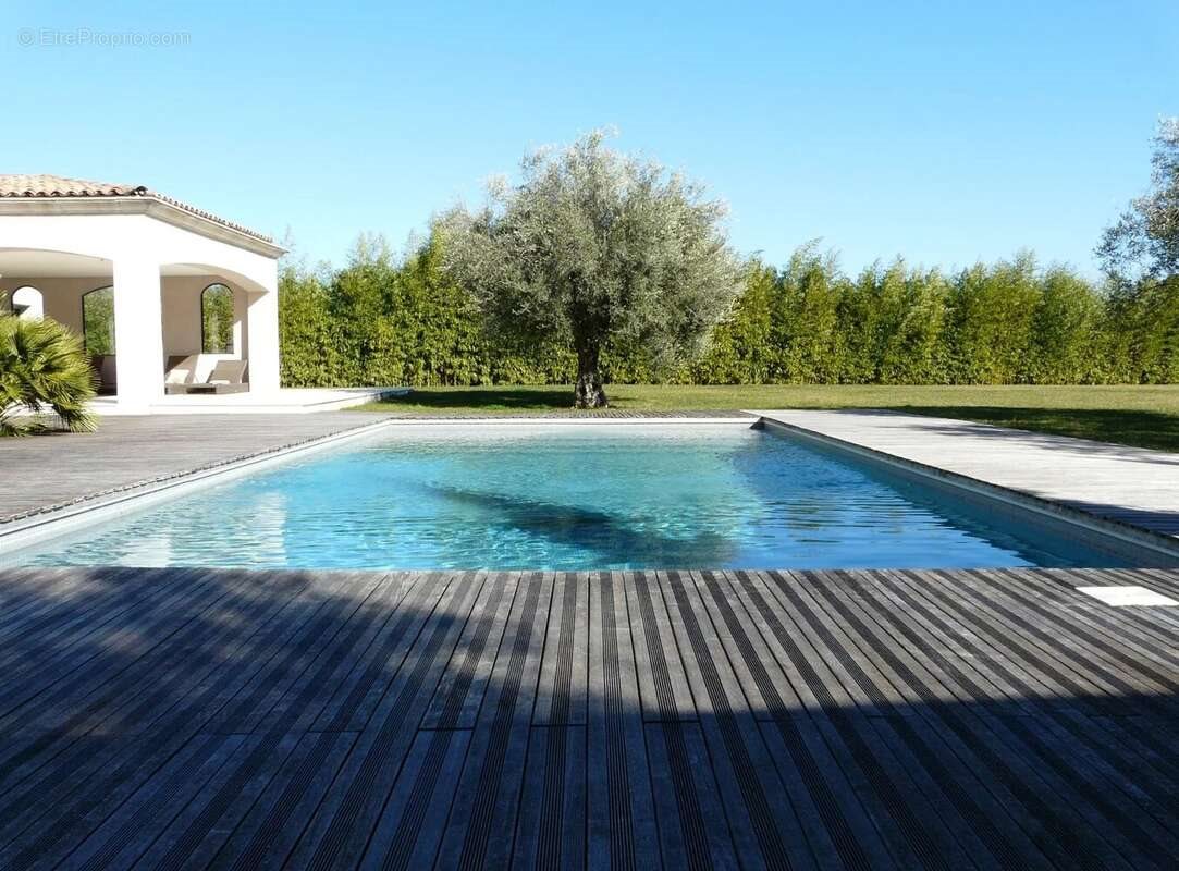 Maison à vendre, 280m², Mouans-Sartoux