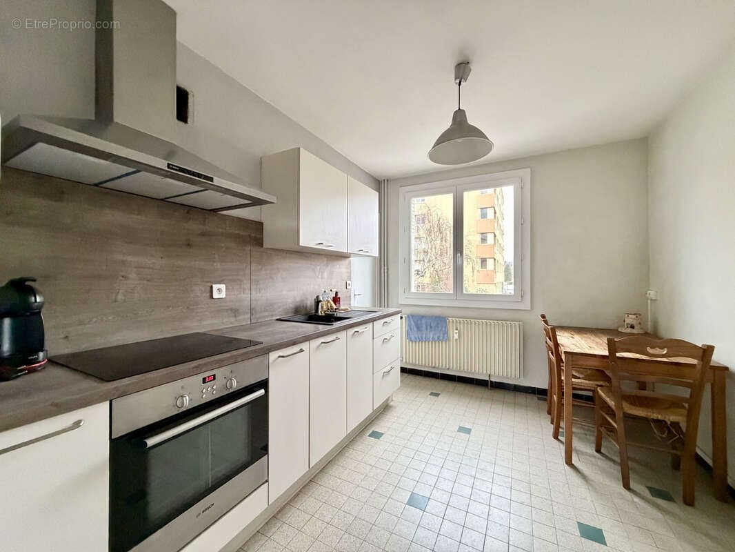 Appartement à vendre, 61m², Tournon-sur-Rhône