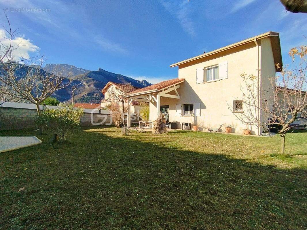 Maison à vendre, 106m², Vif