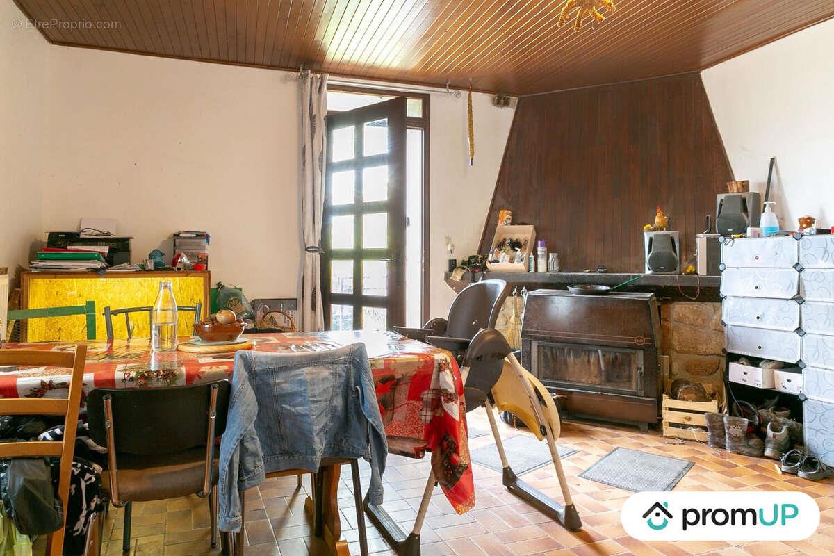 Appartement à vendre, 210m², Laurac-en-Vivarais