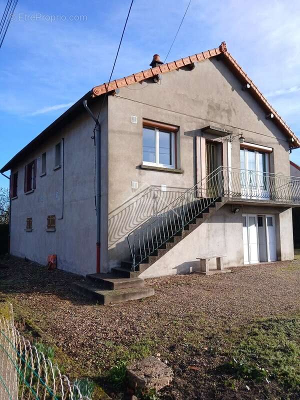 Maison à vendre, 102m², Varennes-sur-Allier