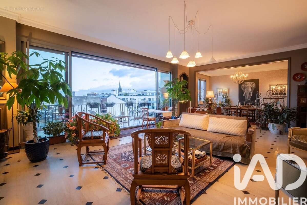 Appartement à vendre, 304m², Limoges