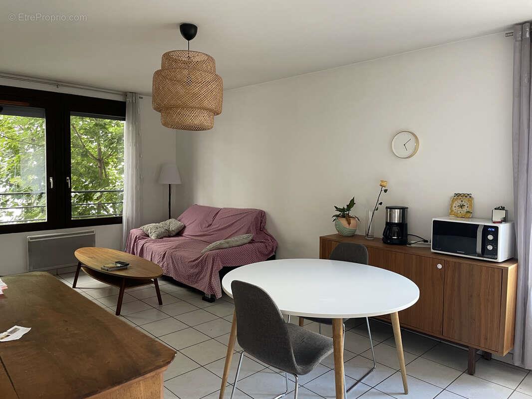 Appartement à vendre, 59m², Saint-Etienne