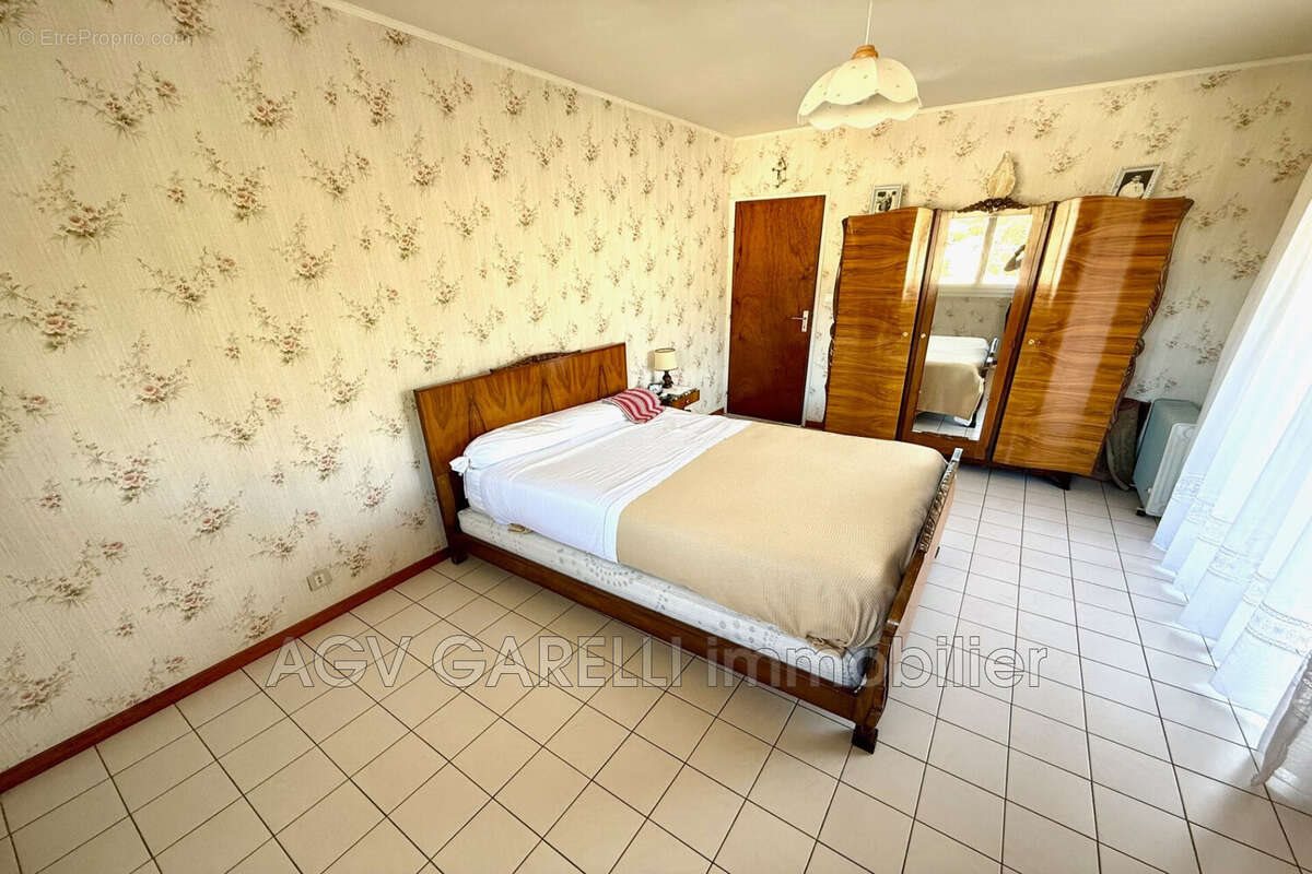 Appartement à vendre, 73m², Toulon