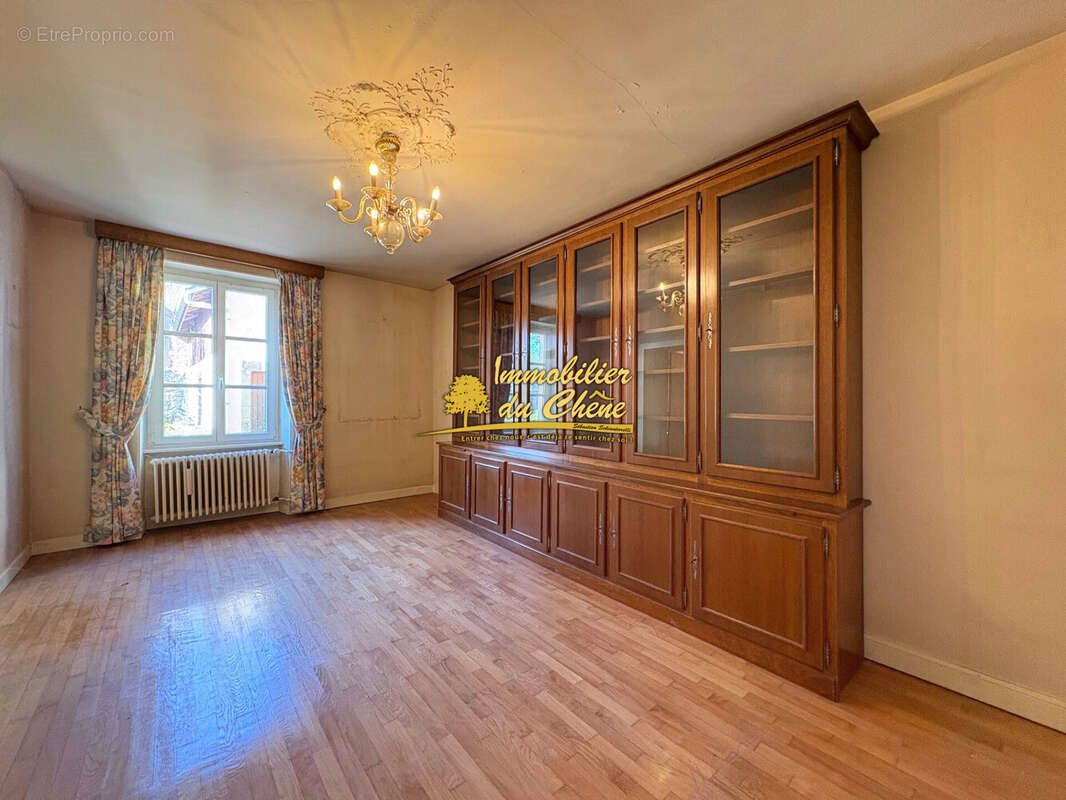 Maison à vendre, 206m², Lure