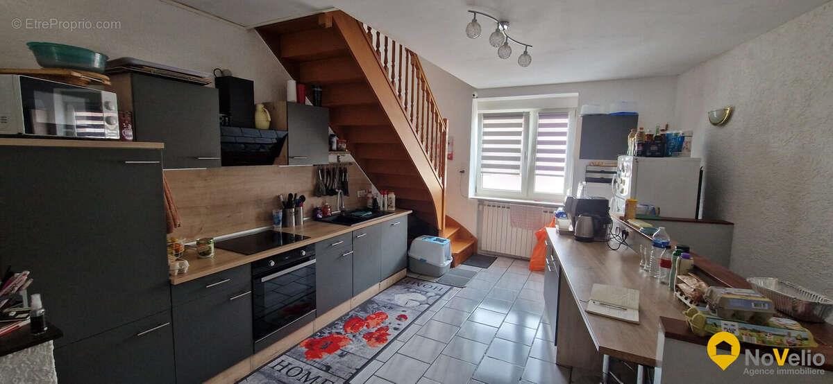 Appartement à vendre, 296m², Behren-lès-Forbach