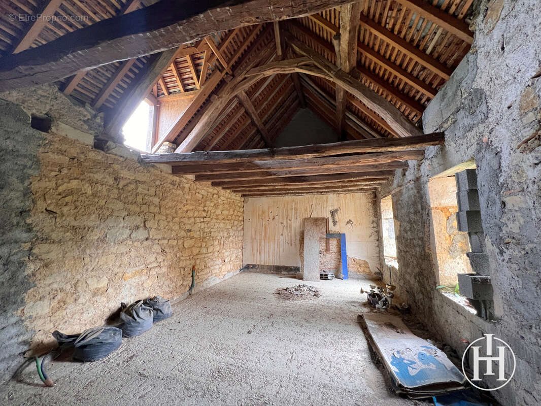 Maison à vendre, 111m², Loye-sur-Arnon