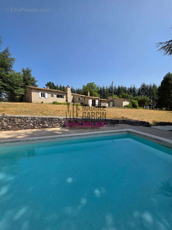 Maison à vendre, 183m², Aurel