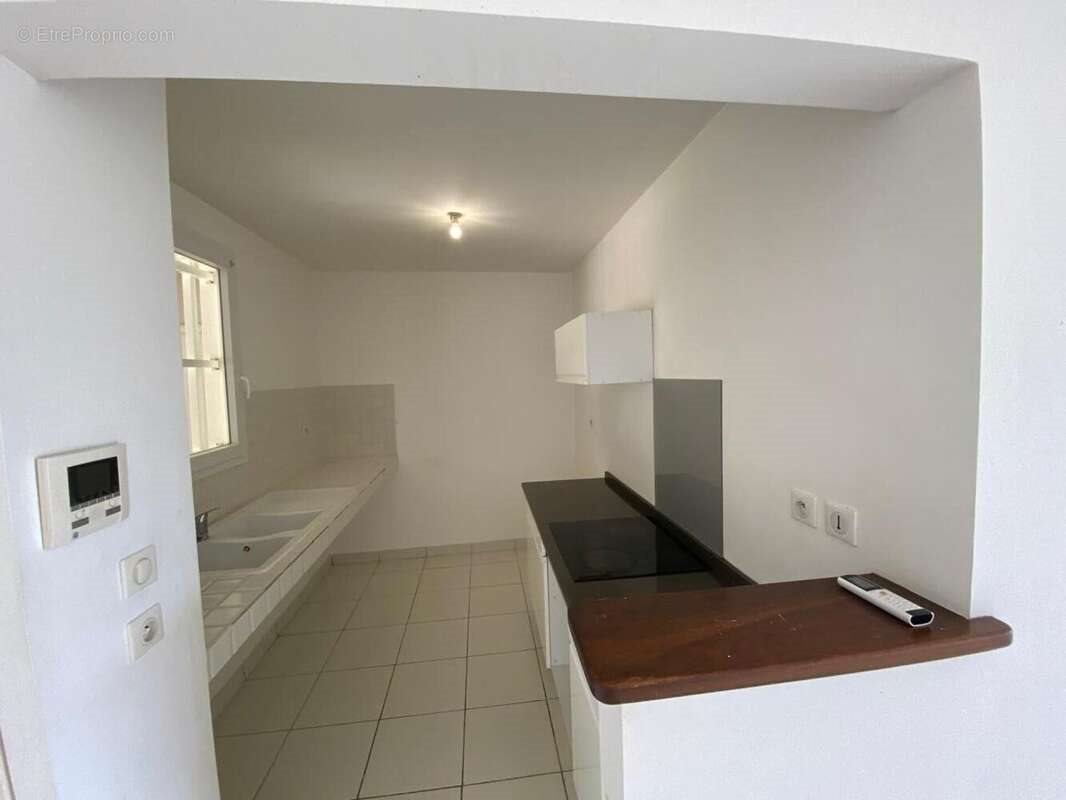 Appartement à vendre, 77m², Ducos
