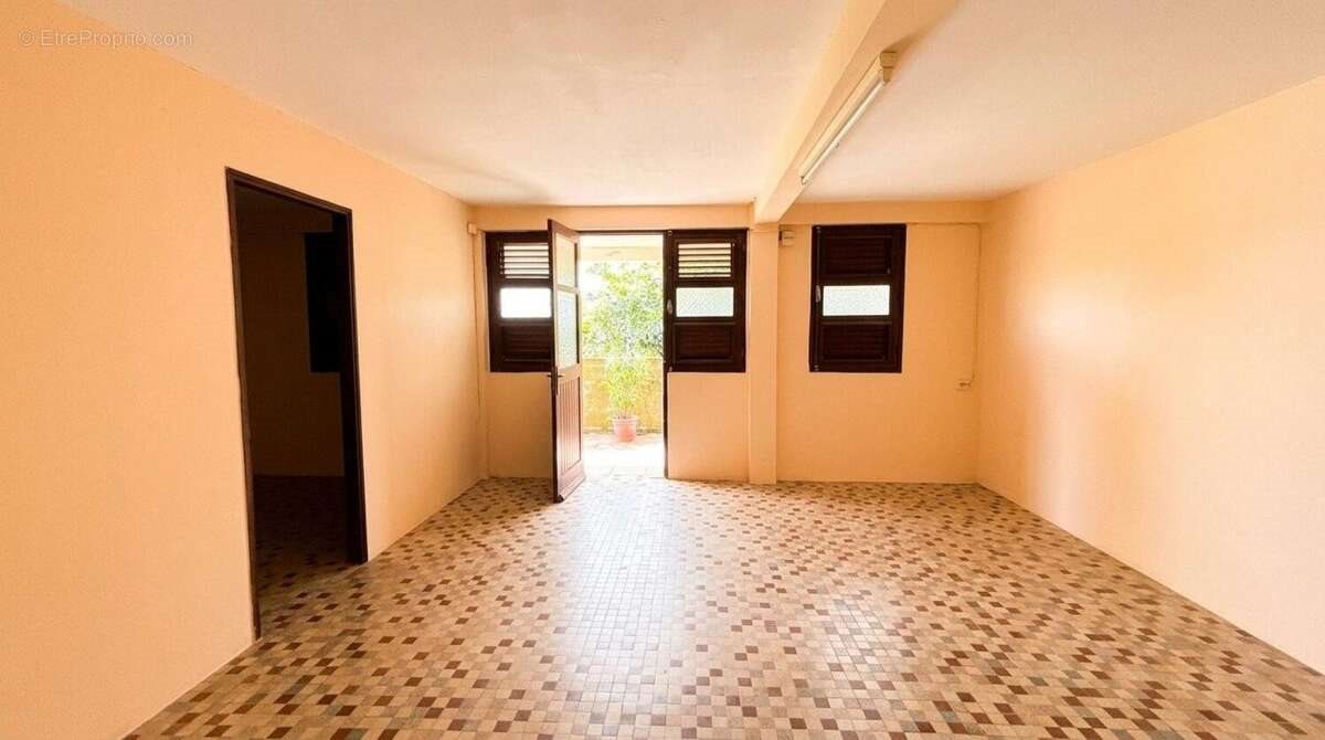Maison à vendre, 195m², Fort-de-France