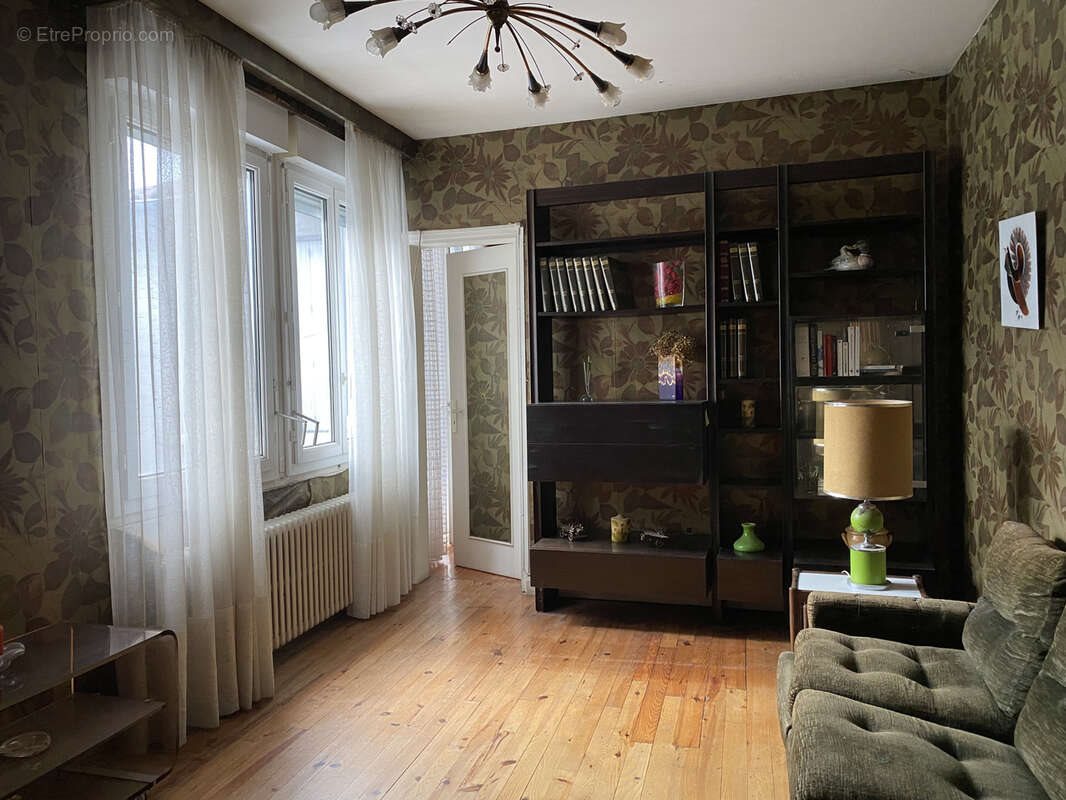 Appartement à vendre, 243m², Carmaux