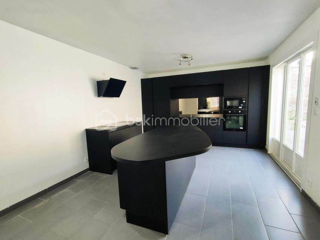 Maison à vendre, 91m², Lille