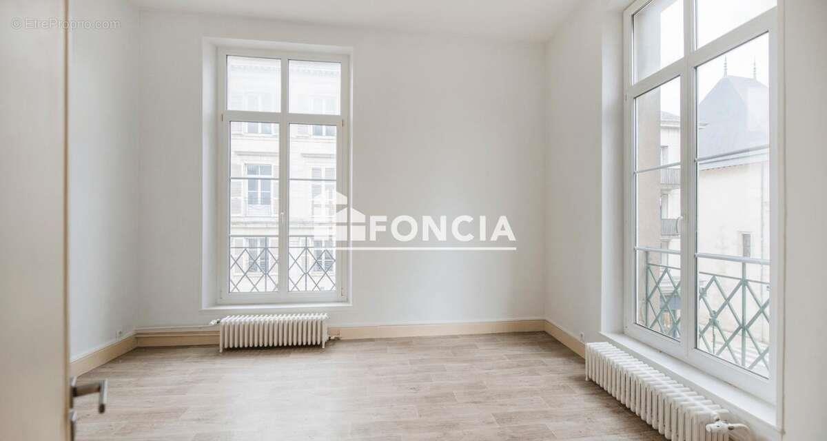 Appartement à vendre, 66m², Orléans