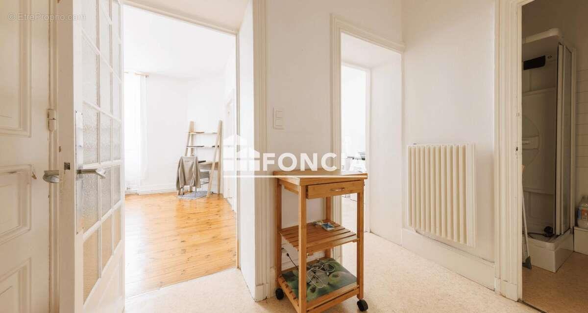 Appartement à vendre, 47m², Clermont-Ferrand