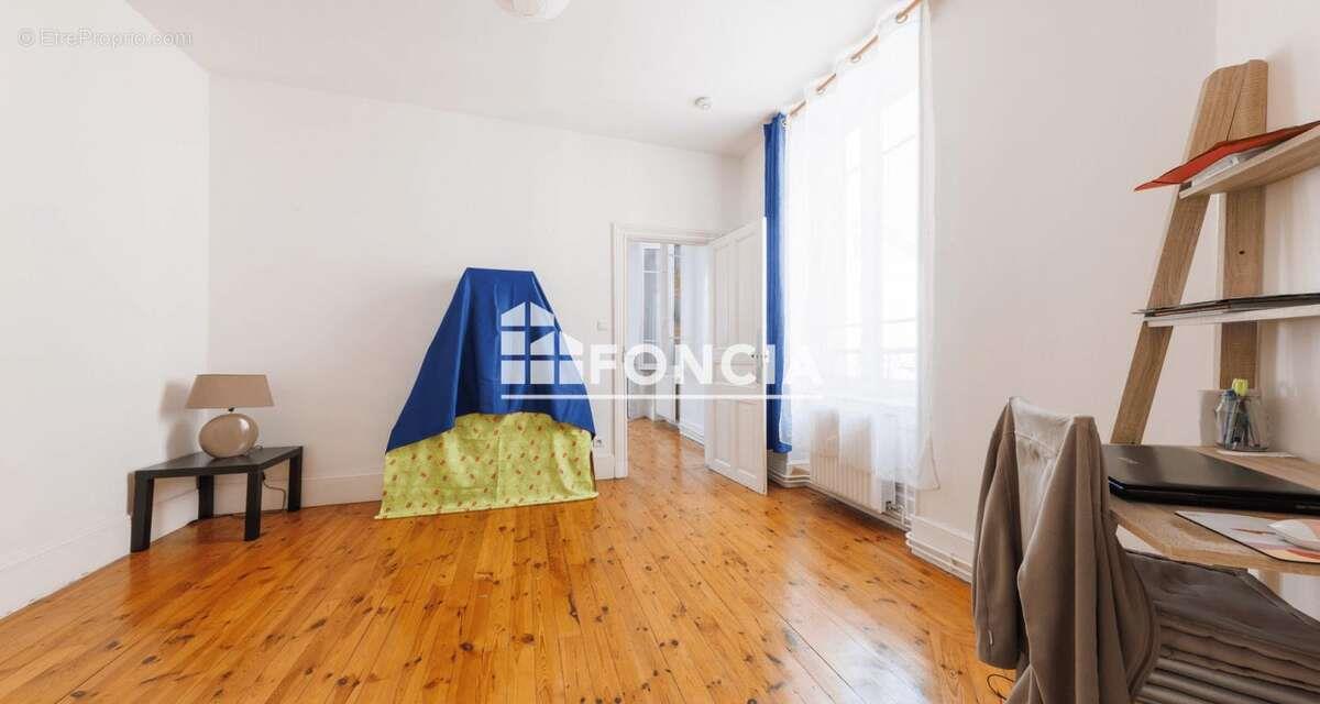 Appartement à vendre, 47m², Clermont-Ferrand