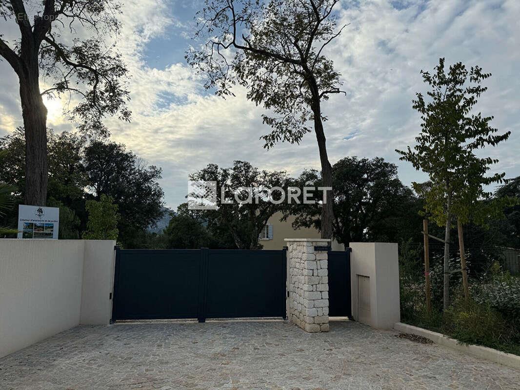 Appartement à vendre, 97m², Marseille 9ème