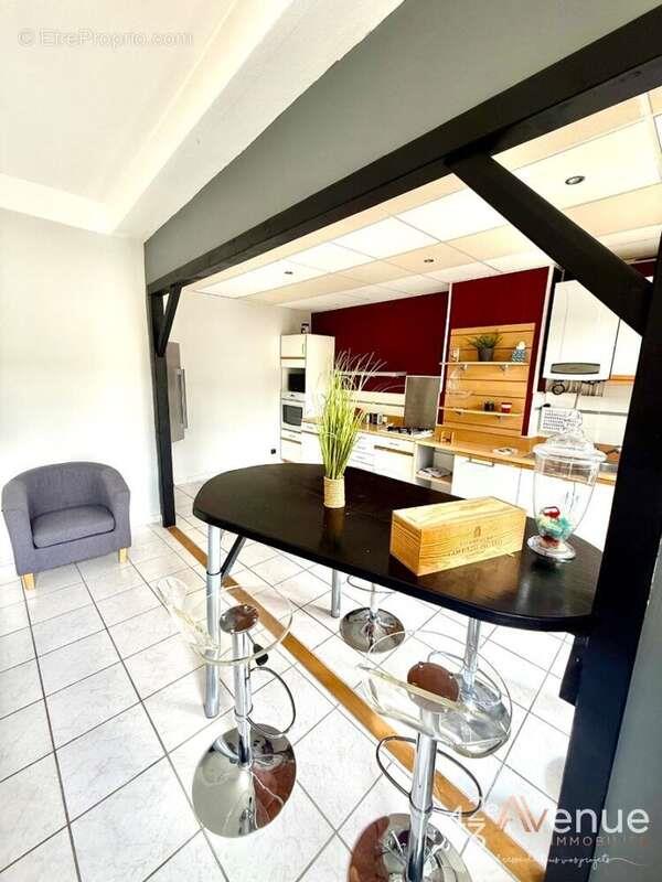 Appartement à vendre, 71m², Saint-Etienne