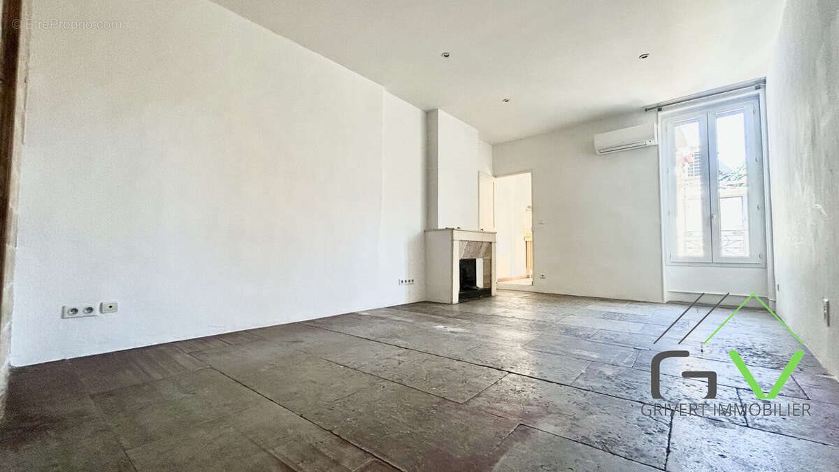 Appartement à vendre, 61m², Nîmes