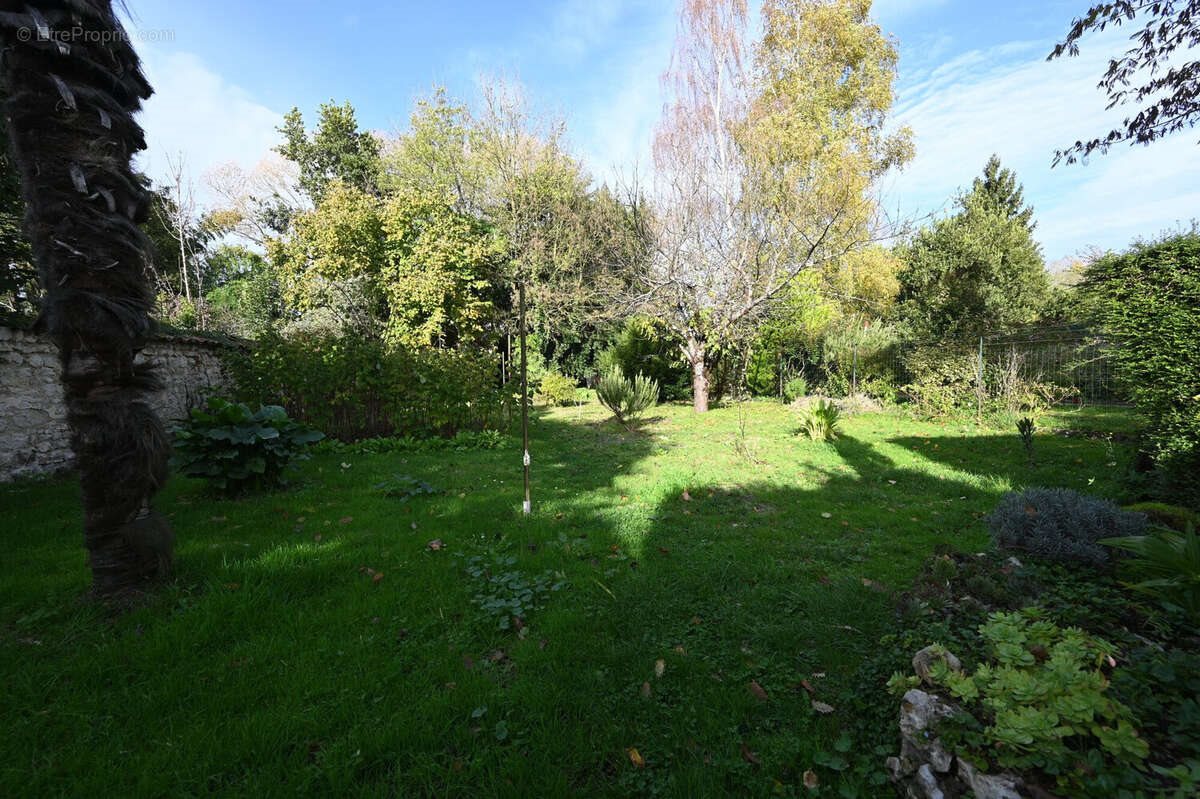 Appartement à vendre, 207m², Saint-Jean-d'Angély