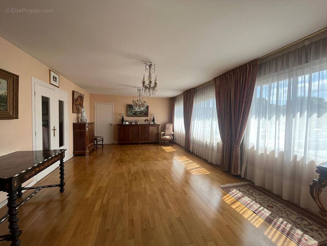 Appartement à vendre, 134m², Landivisiau