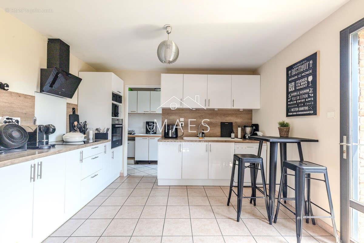 Maison à vendre, 133m², Capinghem