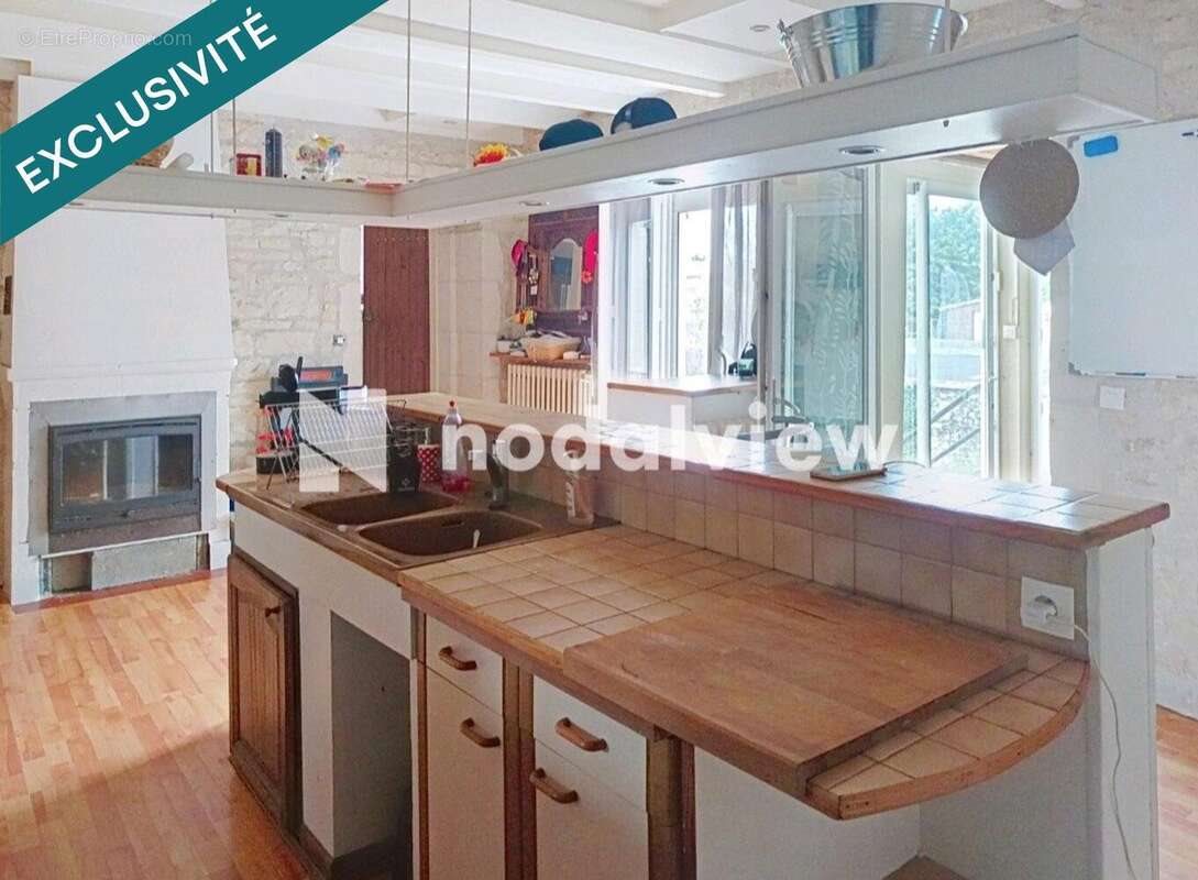 Maison à vendre, 155m², La Rochénard