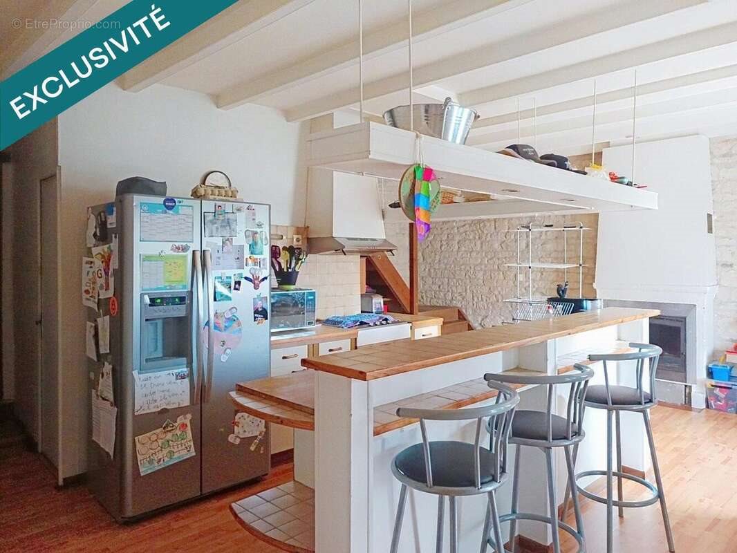 Maison à vendre, 155m², La Rochénard