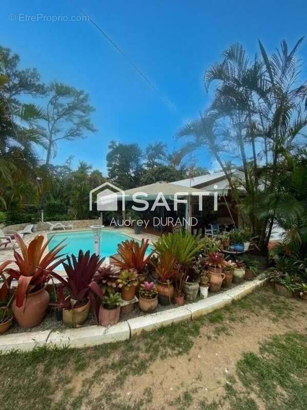 Maison à vendre, 211m², Matoury