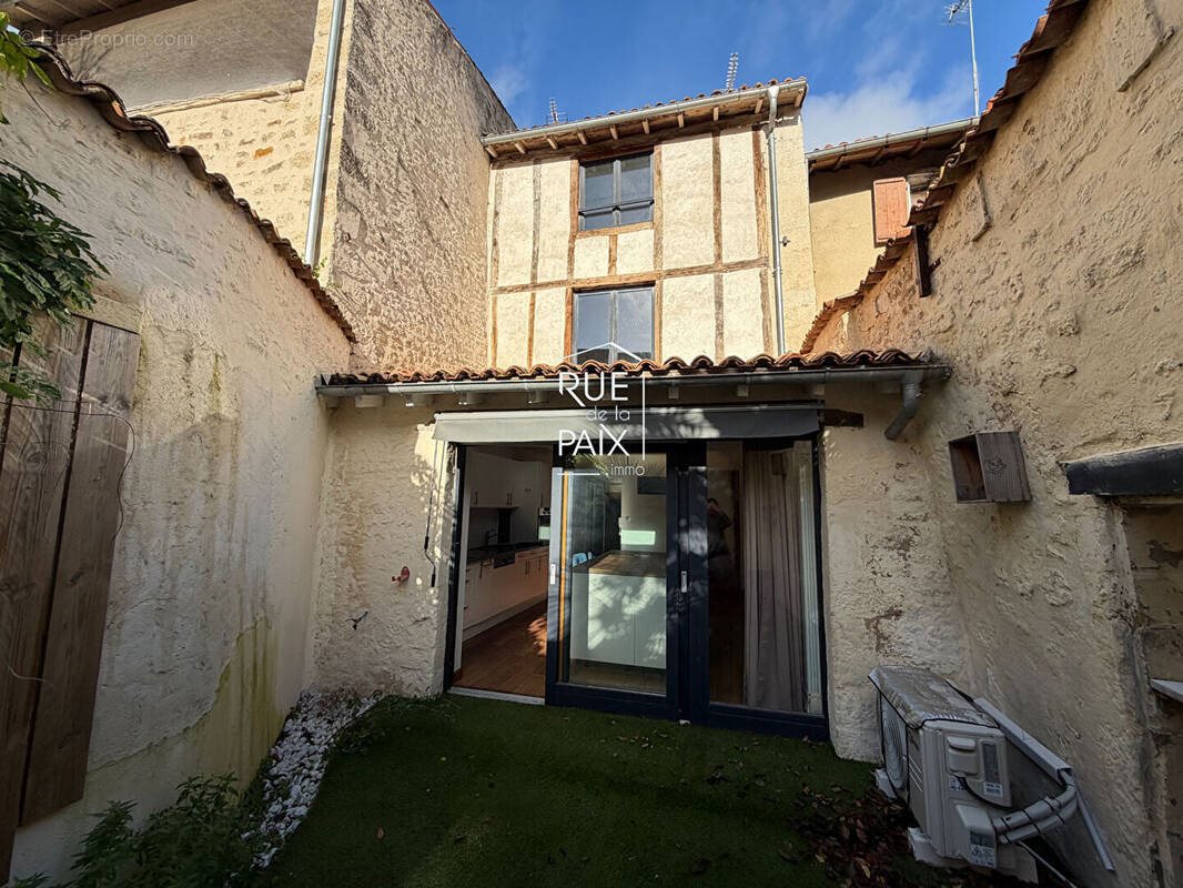 Maison à vendre, 100m², Saint-Maixent-l'Ecole