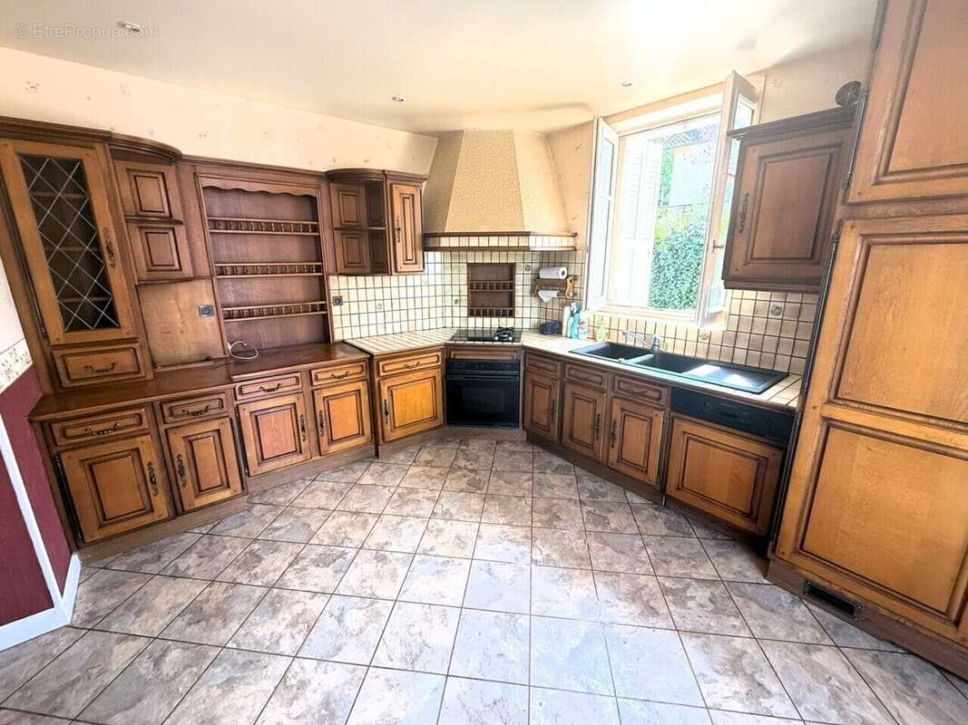 Maison à vendre, 152m², Tulle