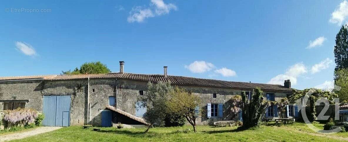 Maison à vendre, 561m², Melleran