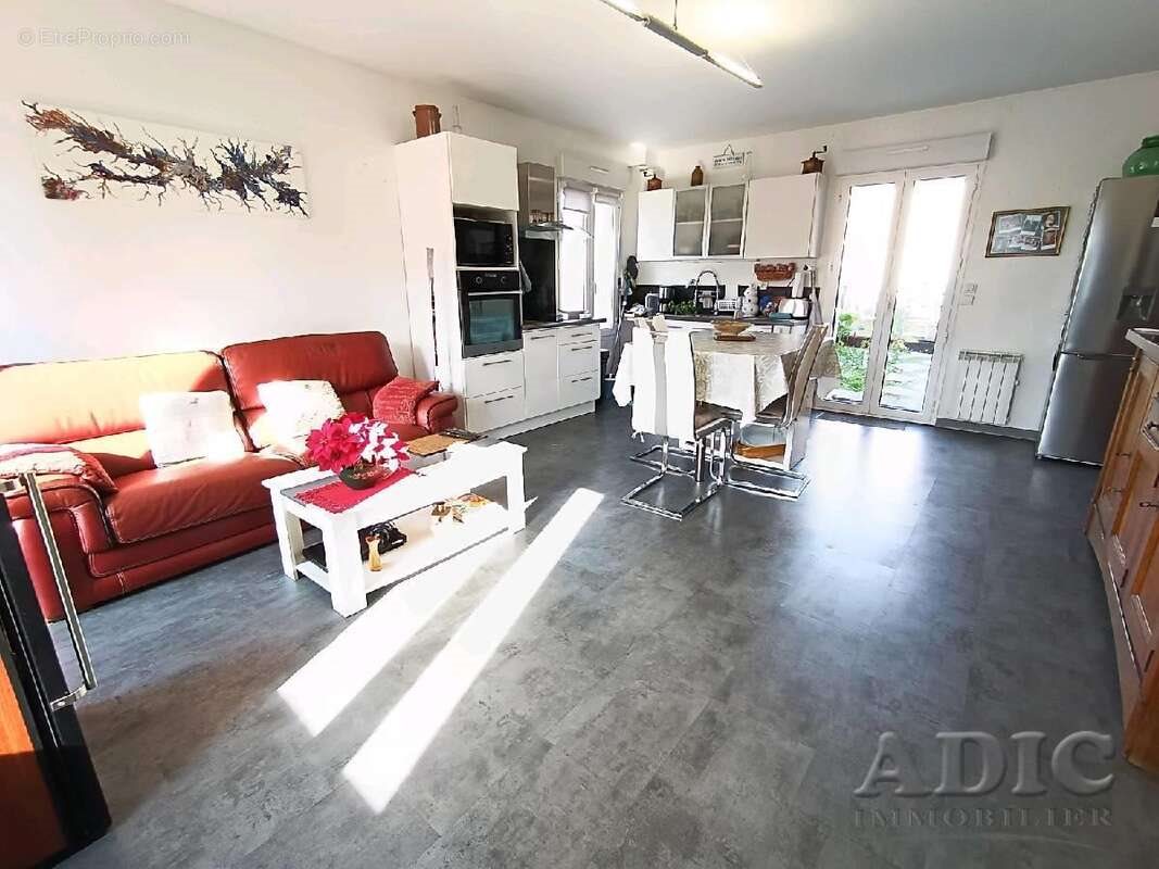 Appartement à vendre, 49m², Othis