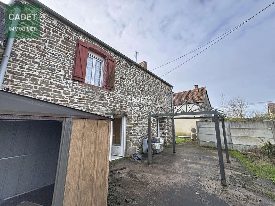 Maison à vendre, 117m², Saint-Sauveur-la-Pommeraye