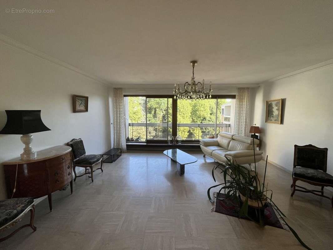 Appartement à vendre, 137m², Saint-Etienne