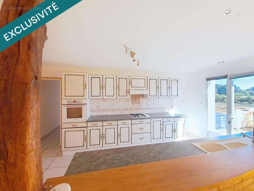 Maison à vendre, 147m², Pouançay