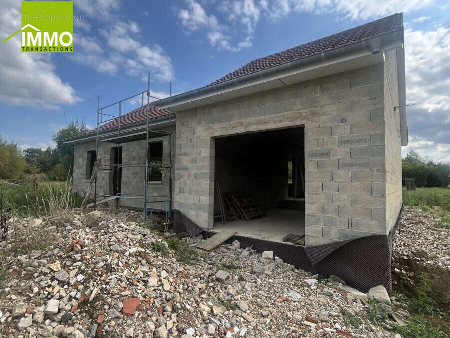 Maison à vendre, 126m², Dampierre-en-Bresse