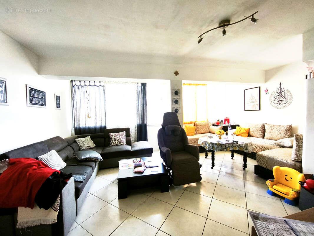 Appartement à vendre, 72m², Toulon