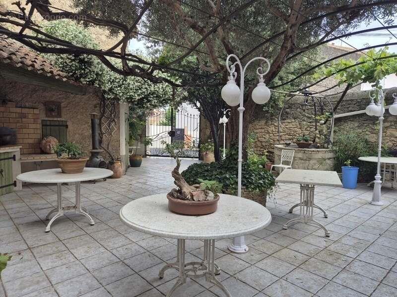 Appartement à vendre, 360m², Maraussan