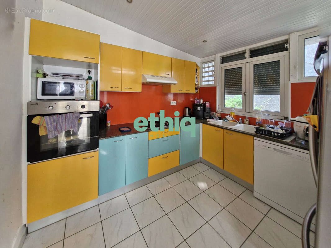 Maison à vendre, 200m², Morne-à-l'Eau