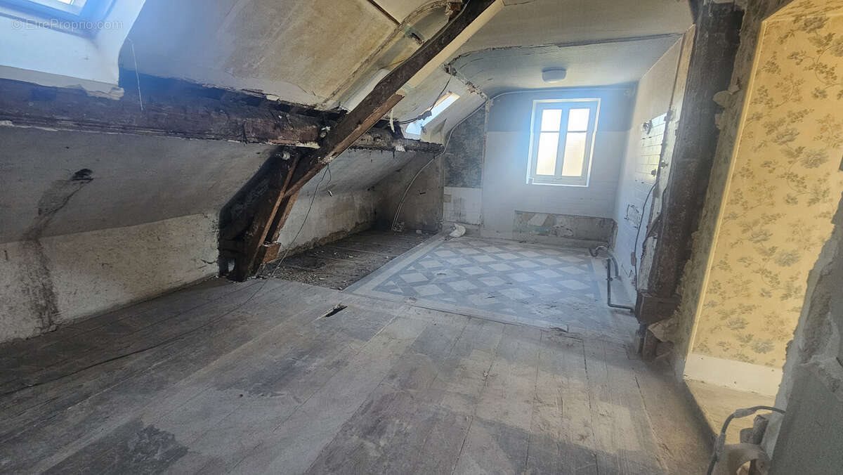 Appartement à vendre, 56m², Nuits-Saint-Georges